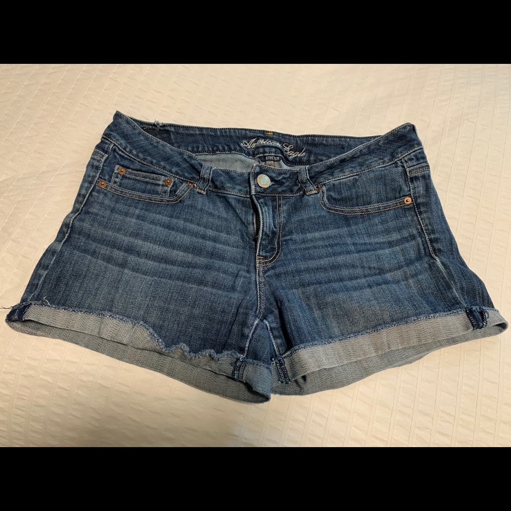 AE Low Rise Shorts